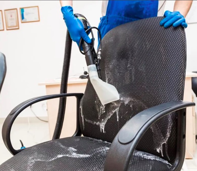 химчистка офисных стульев химчистка стульев на дому